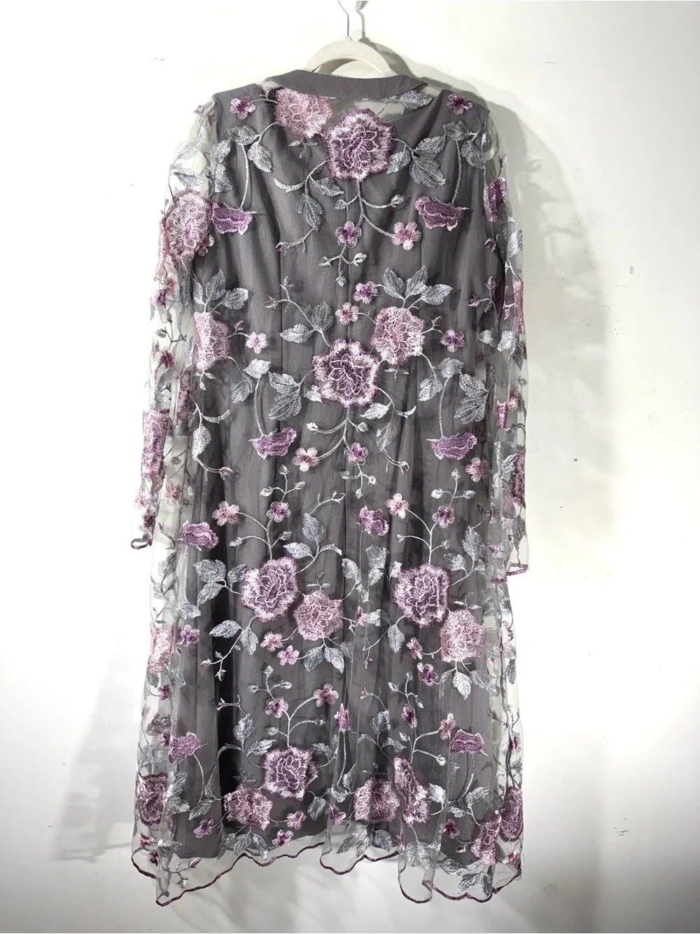 Embroidered Midi Dress And Jacket Sz Large wedding guest tea party gray pink